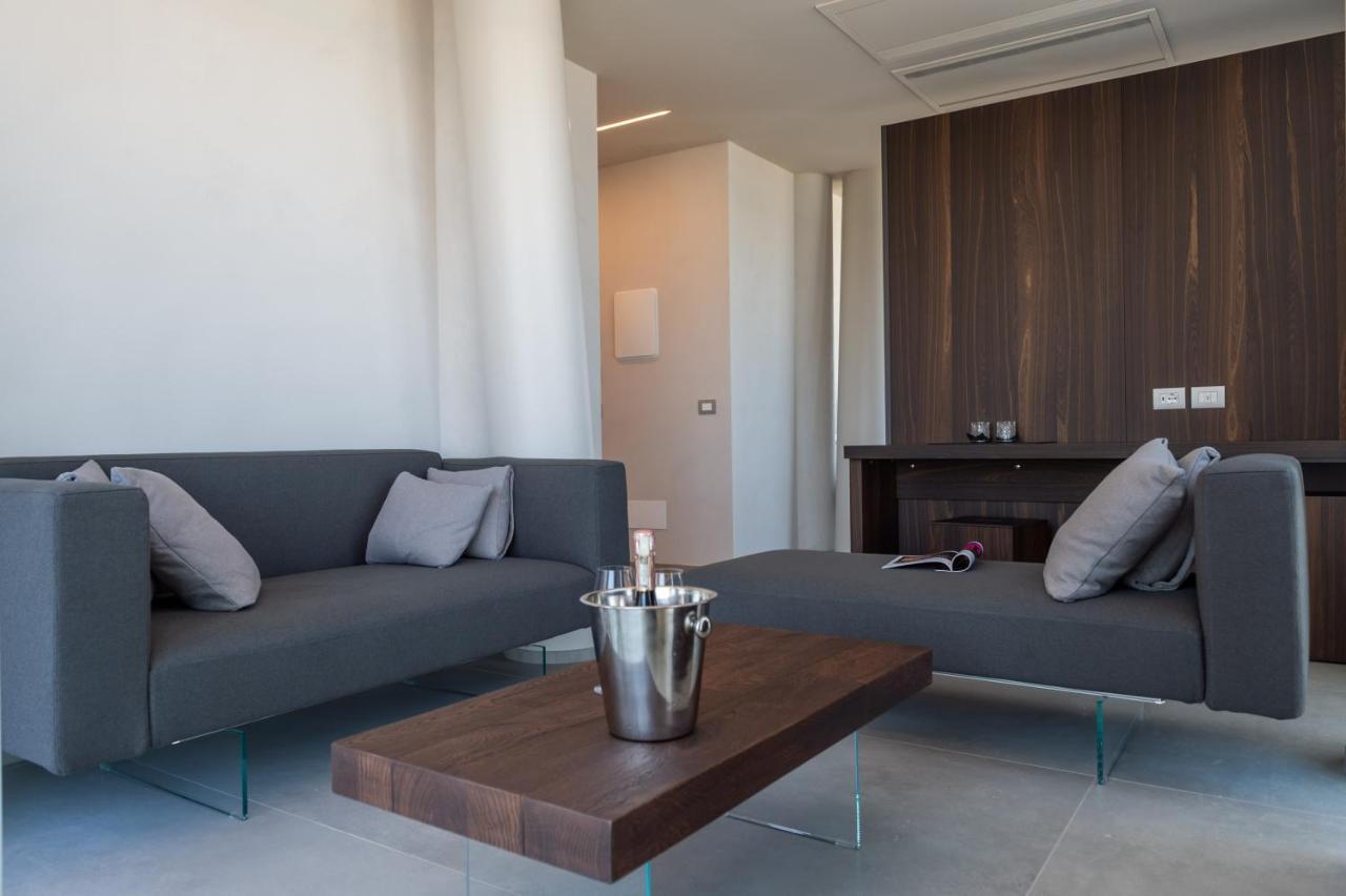 Hotel Commodore Cervia Exterior photo