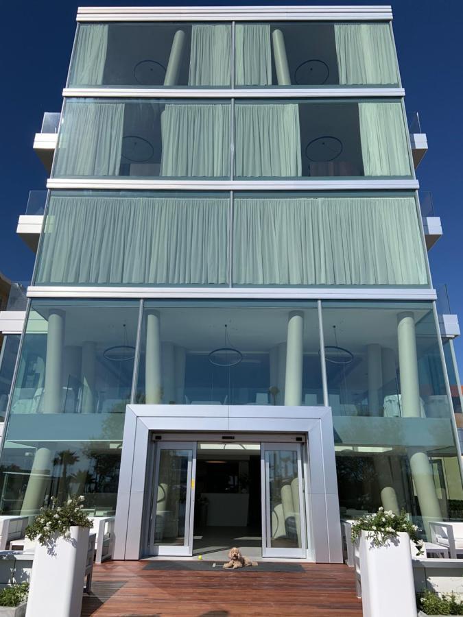 Hotel Commodore Cervia Exterior photo